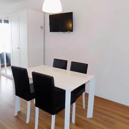 Studio Moscenice 7689d Apartment
